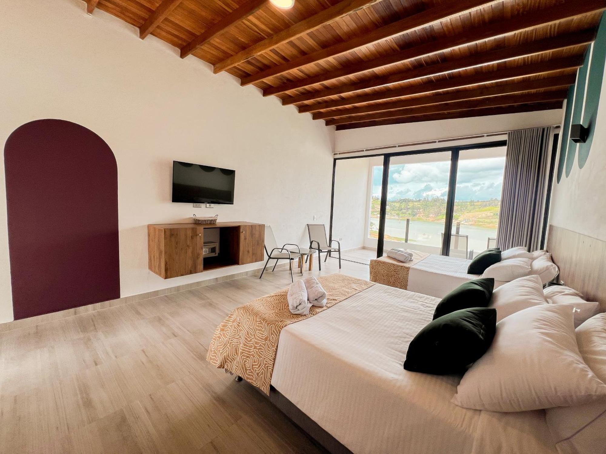 Viajero Guatape Hostel & Lake Club Rom bilde