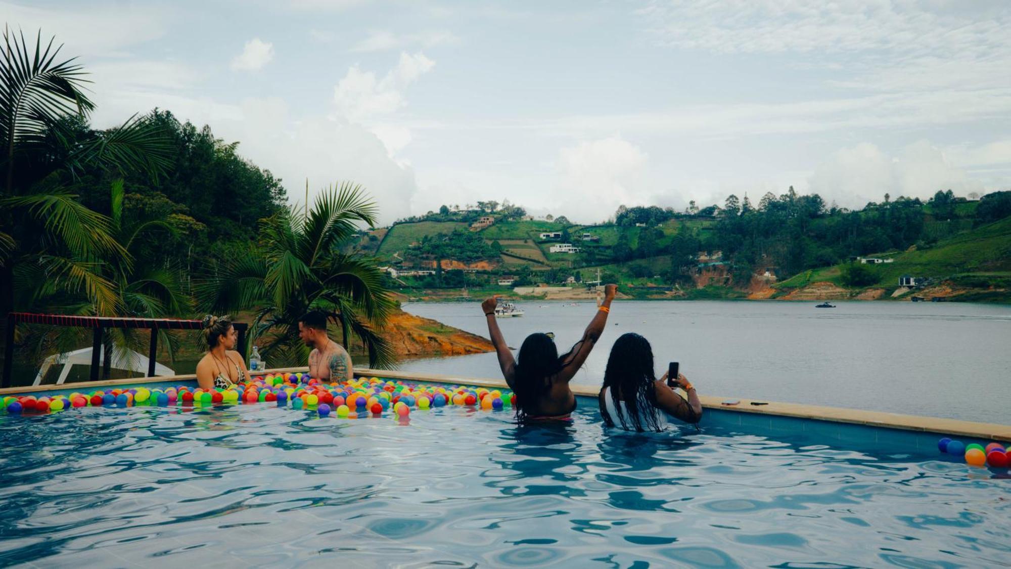 Viajero Guatape Hostel & Lake Club Eksteriør bilde